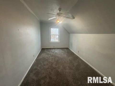 Tiny photo for 1013 N 2ND Street, Clinton, IA 52732 (MLS # QC4269663)