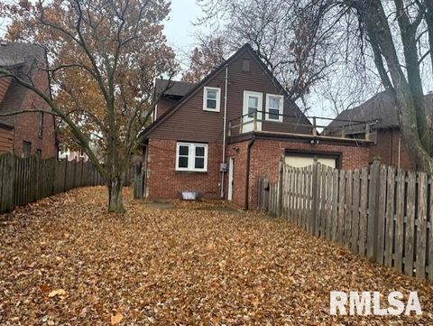 Tiny photo for 1013 N 2ND Street, Clinton, IA 52732 (MLS # QC4269663)