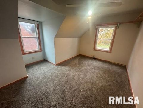 Tiny photo for 1013 N 2ND Street, Clinton, IA 52732 (MLS # QC4269663)