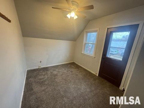 Tiny photo for 1013 N 2ND Street, Clinton, IA 52732 (MLS # QC4269663)