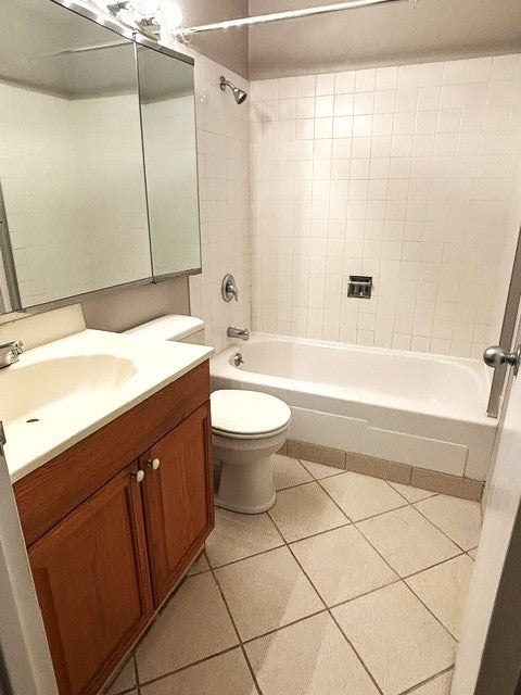 Tiny photo for 2650 N LAKEVIEW Avenue #3103, Chicago, IL 60614 (MLS # 12758209)