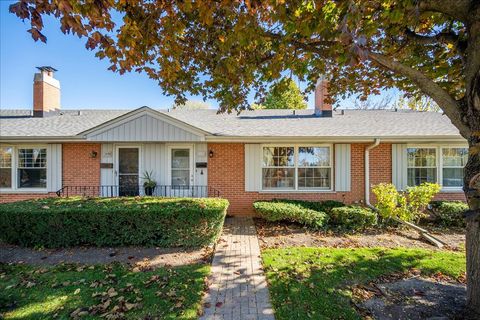 Photo of 387 Bristol Street, Northfield, IL 60093 (MLS # 12506503)