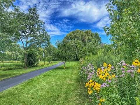 Tiny photo for 387 Bristol Street, Northfield, IL 60093 (MLS # 12506503)