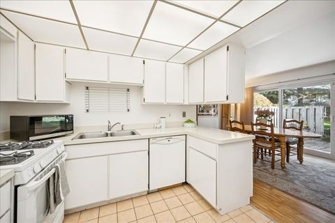 Tiny photo for 387 Bristol Street, Northfield, IL 60093 (MLS # 12506503)