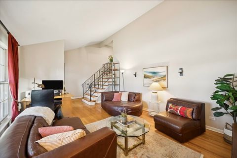 Tiny photo for 387 Bristol Street, Northfield, IL 60093 (MLS # 12506503)