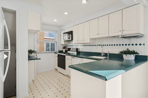 Tiny photo for 7459 W Catalpa Avenue, Chicago, IL 60656 (MLS # 12546828)