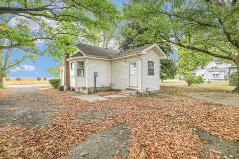 Tiny photo for 700 Southside Drive, Humboldt, IL 61931 (MLS # 12490622)