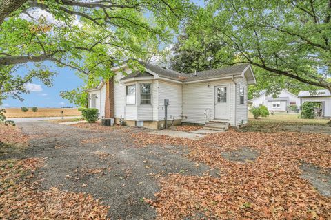 Tiny photo for 700 Southside Drive, Humboldt, IL 61931 (MLS # 12490622)