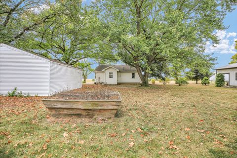 Tiny photo for 700 Southside Drive, Humboldt, IL 61931 (MLS # 12490622)