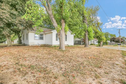 Tiny photo for 700 Southside Drive, Humboldt, IL 61931 (MLS # 12490622)