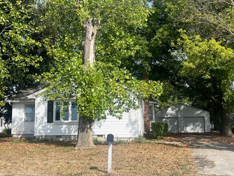 Tiny photo for 700 Southside Drive, Humboldt, IL 61931 (MLS # 12490622)