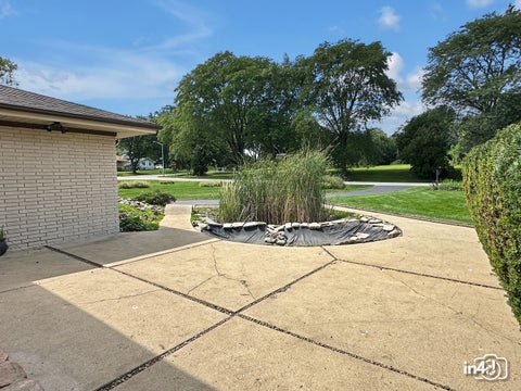 Tiny photo for 124 E Monterey Avenue, Schaumburg, IL 60193 (MLS # 12732758)