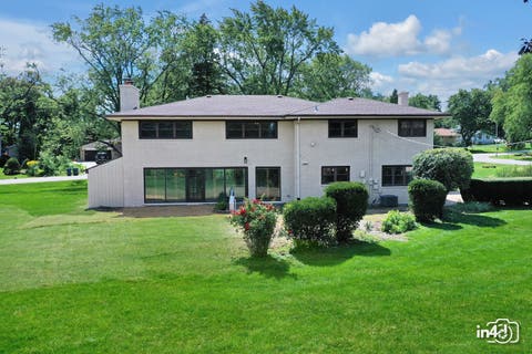 Tiny photo for 124 E Monterey Avenue, Schaumburg, IL 60193 (MLS # 12732758)
