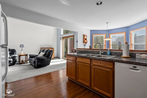 Tiny photo for 4220 Whitetail Court, Joliet, IL 60431 (MLS # 12518962)