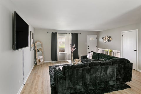Tiny photo for 18200 Fountainbleau Drive, Hazel Crest, IL 60429 (MLS # 12768810)