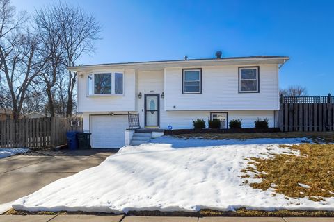 Photo of 4215 W 16th Street, Davenport, IA 52804 (MLS # 12596484)