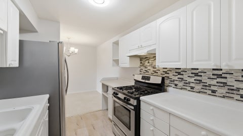 Tiny photo for 1880 Bonnie Lane #203, Hoffman Estates, IL 60169 (MLS # 12682619)