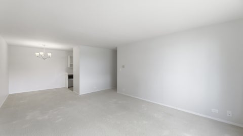 Tiny photo for 1880 Bonnie Lane #203, Hoffman Estates, IL 60169 (MLS # 12682619)