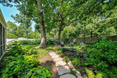 Tiny photo for 431 OAKWOOD Drive, Geneva, IL 60134 (MLS # 12719356)