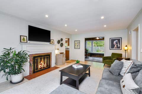 Tiny photo for 431 OAKWOOD Drive, Geneva, IL 60134 (MLS # 12719356)