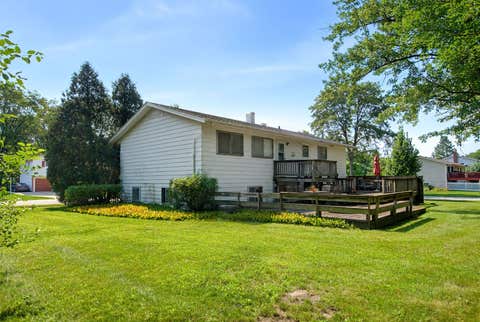 Tiny photo for 406 N Williams Drive, Palatine, IL 60074 (MLS # 12727448)