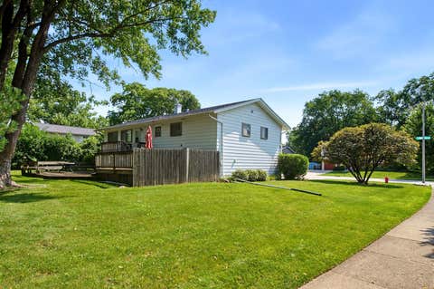 Tiny photo for 406 N Williams Drive, Palatine, IL 60074 (MLS # 12727448)