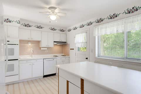 Tiny photo for 406 N Williams Drive, Palatine, IL 60074 (MLS # 12727448)