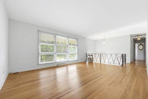 Tiny photo for 406 N Williams Drive, Palatine, IL 60074 (MLS # 12727448)
