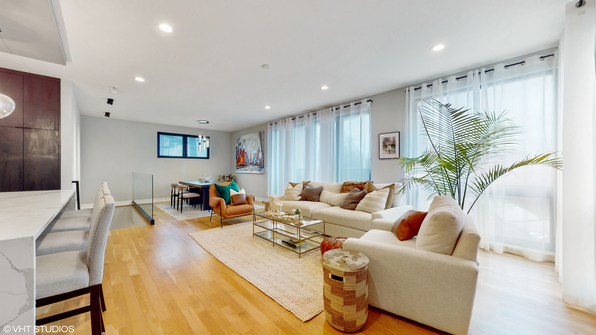 1203 W Superior Street 1C