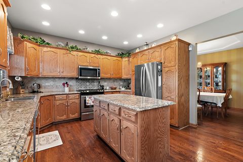 Tiny photo for 13962 Springview Lane, Orland Park, IL 60467 (MLS # 12506154)