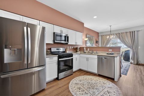 Tiny photo for 6923 Clearwater Drive #CM04-2, Plainfield, IL 60586 (MLS # 12604536)
