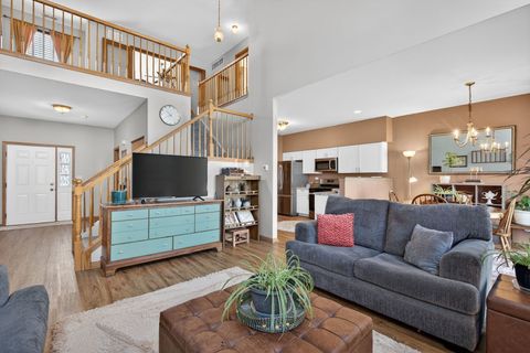 Tiny photo for 6923 Clearwater Drive #CM04-2, Plainfield, IL 60586 (MLS # 12604536)