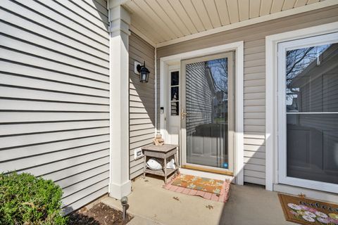 Tiny photo for 6923 Clearwater Drive #CM04-2, Plainfield, IL 60586 (MLS # 12604536)
