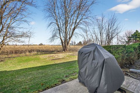 Tiny photo for 6923 Clearwater Drive #CM04-2, Plainfield, IL 60586 (MLS # 12604536)