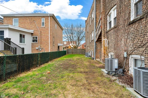 Tiny photo for 1648 East Avenue #2E, Berwyn, IL 60402 (MLS # 12754417)