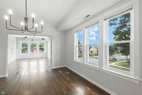 Tiny photo for 1648 East Avenue #2E, Berwyn, IL 60402 (MLS # 12754417)