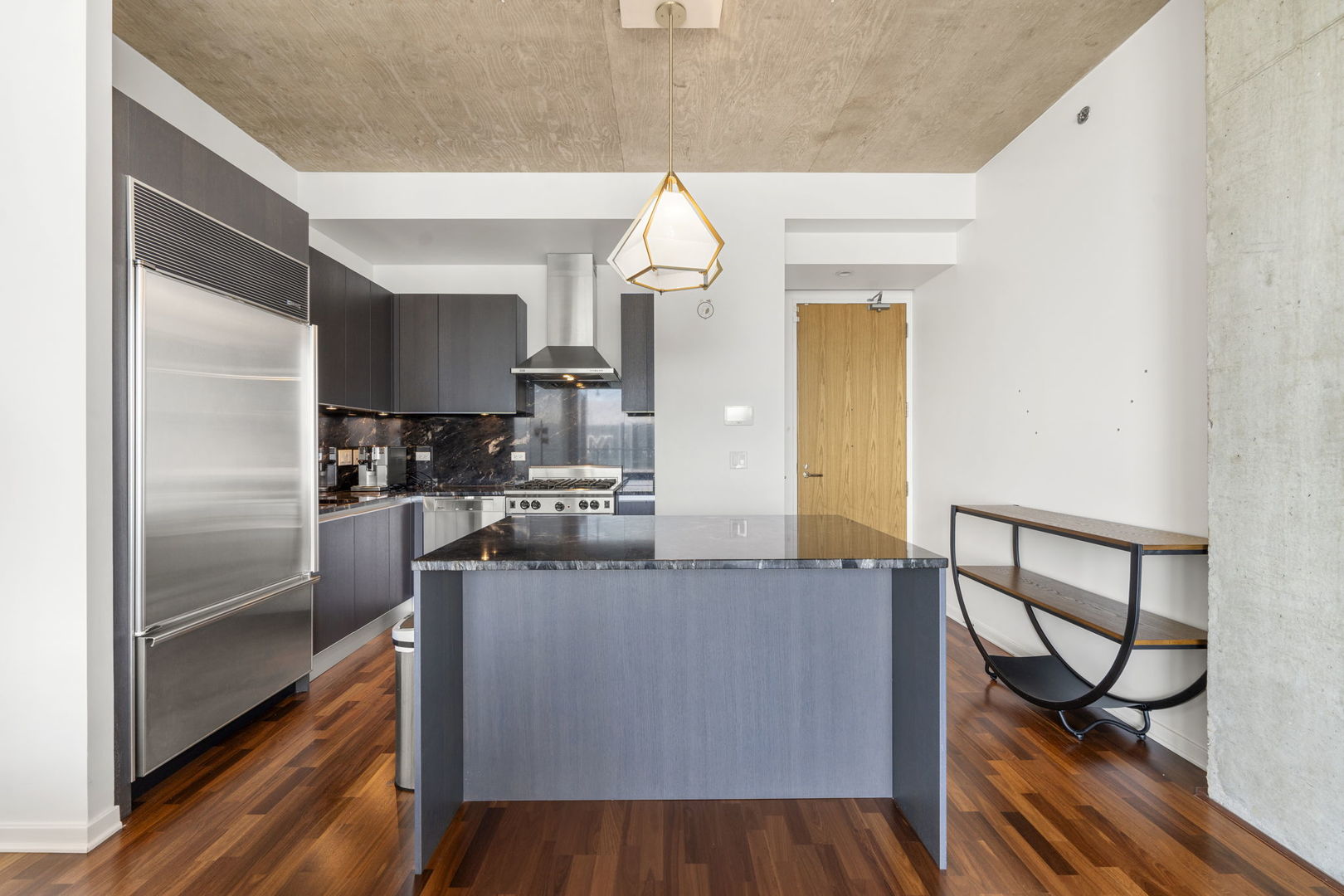 600 N Fairbanks Court 3503
