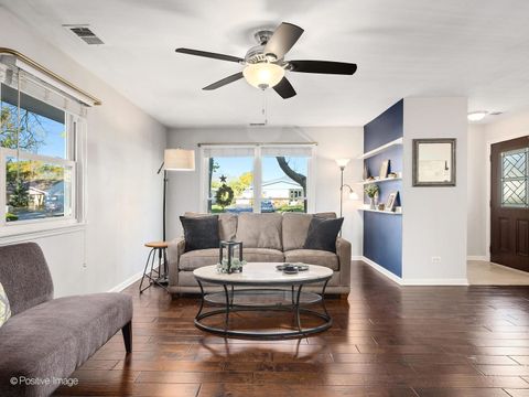 Tiny photo for 1517 Sequoia Lane, Darien, IL 60561 (MLS # 12513036)