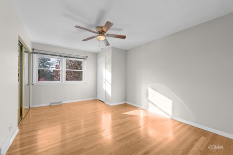 Tiny photo for 18 S Vista Avenue, Addison, IL 60101 (MLS # 12517249)