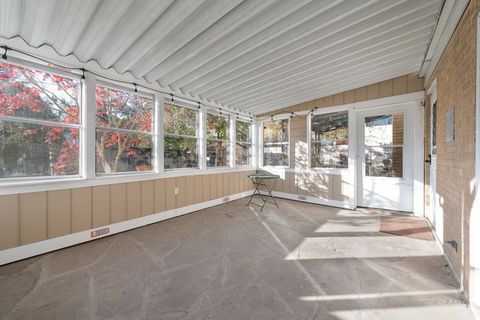 Tiny photo for 18 S Vista Avenue, Addison, IL 60101 (MLS # 12517249)