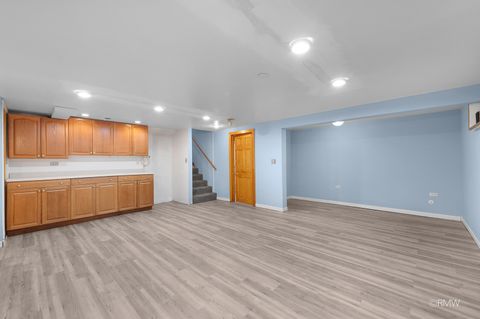 Tiny photo for 18 S Vista Avenue, Addison, IL 60101 (MLS # 12517249)