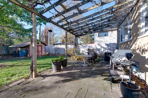 Tiny photo for 18 S Vista Avenue, Addison, IL 60101 (MLS # 12517249)