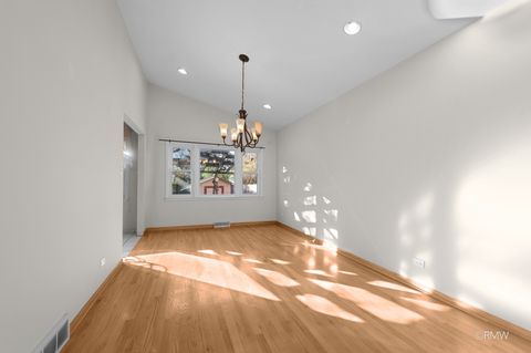 Tiny photo for 18 S Vista Avenue, Addison, IL 60101 (MLS # 12517249)