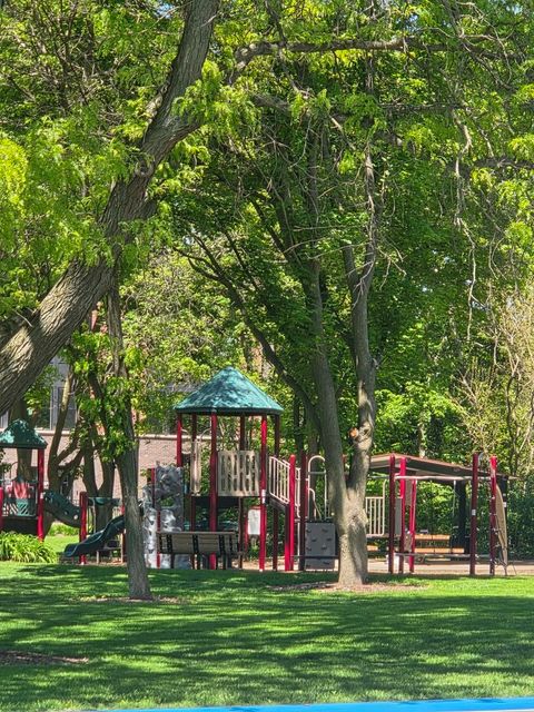 Tiny photo for 829 E Porter Avenue, Naperville, IL 60540 (MLS # 12646296)