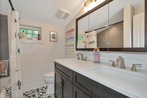 Tiny photo for 829 E Porter Avenue, Naperville, IL 60540 (MLS # 12646296)
