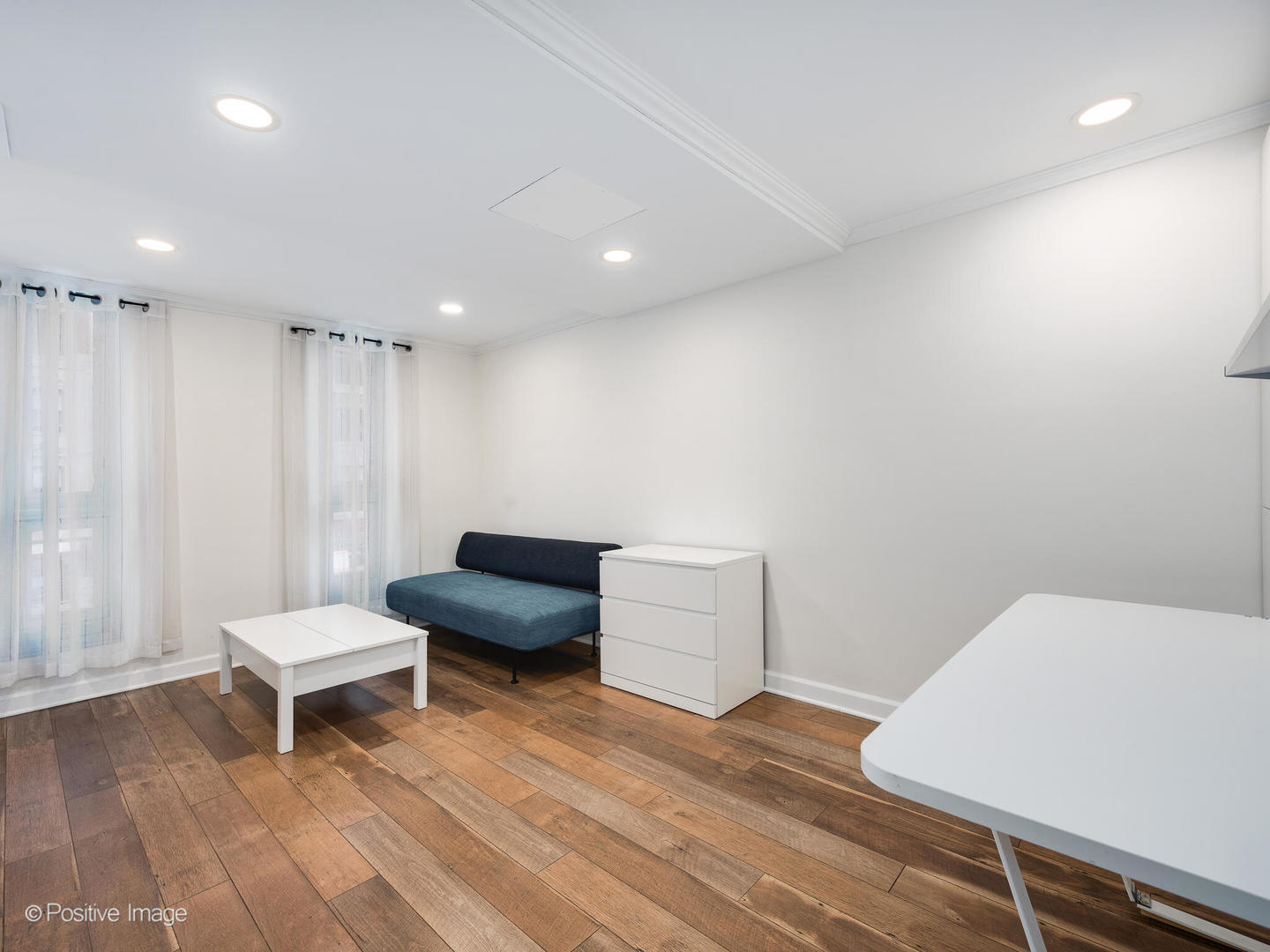 21 W Goethe Street 2D