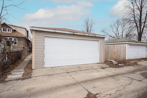 Tiny photo for 9605 S Greenwood Avenue, Chicago, IL 60628 (MLS # 12677196)