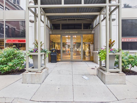 Tiny photo for 1322 S PRAIRIE Avenue #1408, Chicago, IL 60605 (MLS # 12590905)