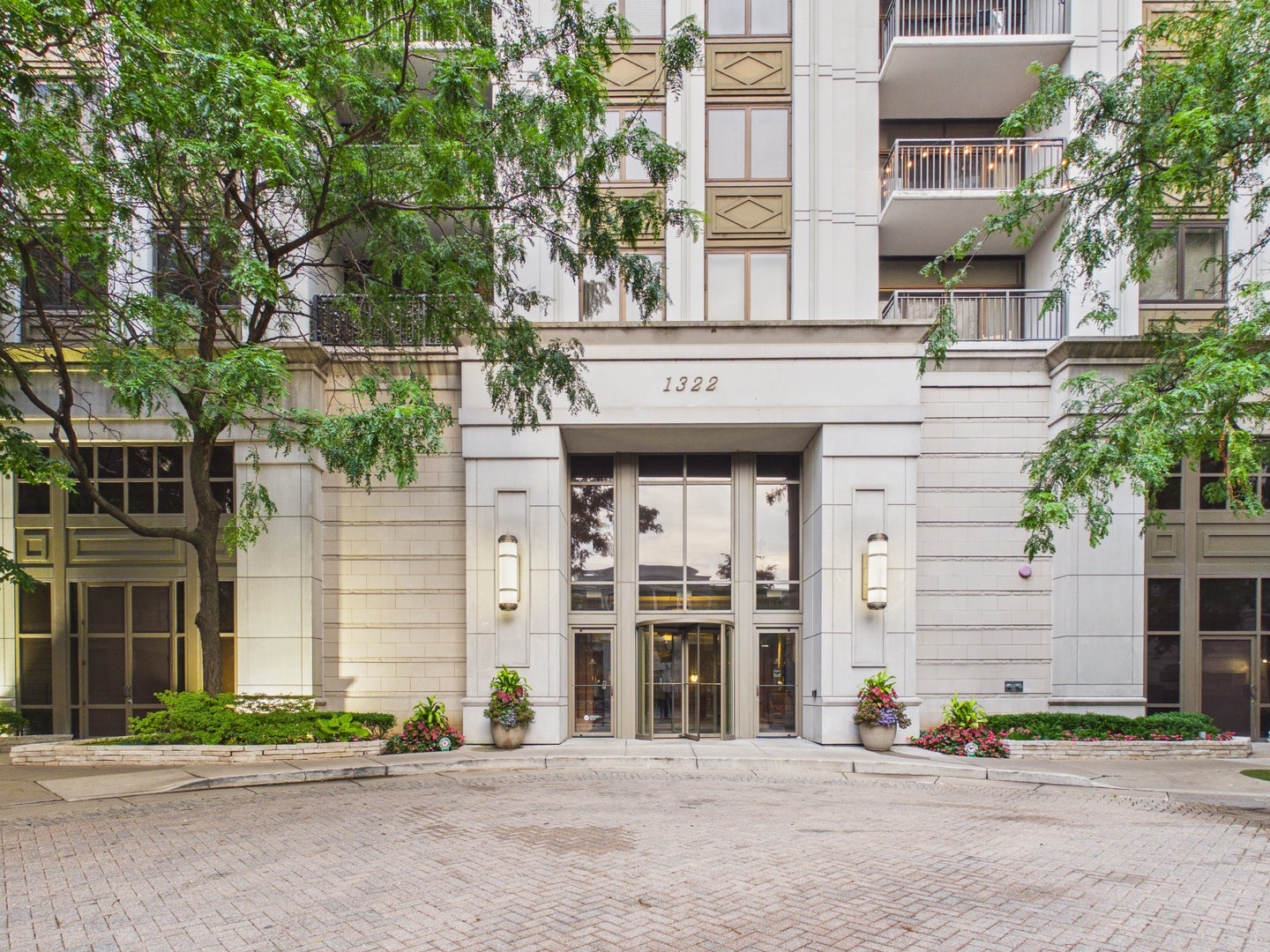 1322 S PRAIRIE Avenue 1408