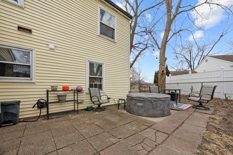 Tiny photo for 128 Fairview Lane, Streamwood, IL 60107 (MLS # 12577598)